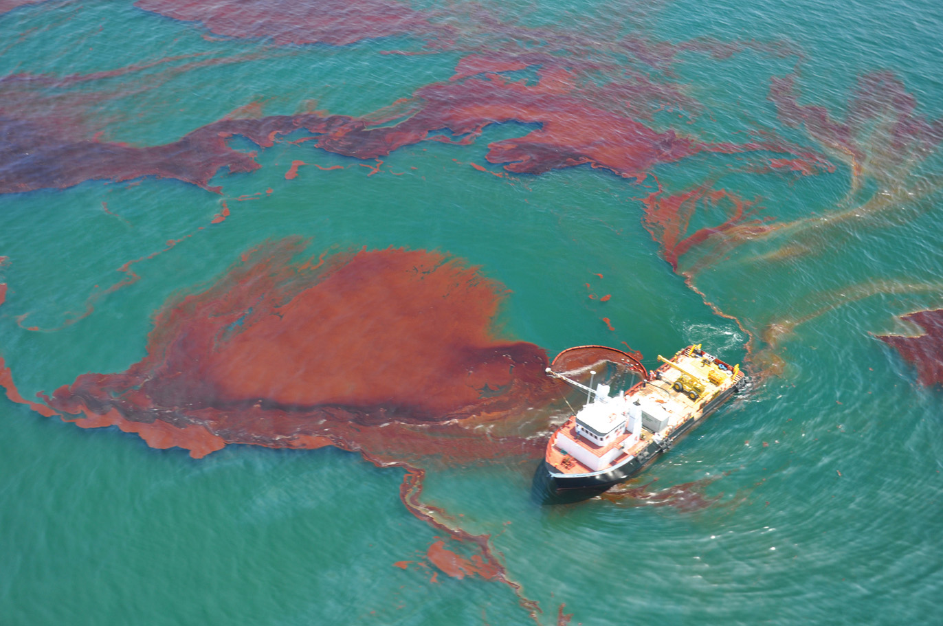 deepwater oil spill
